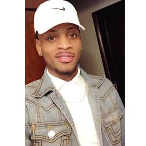 Meet your Posher, Louis